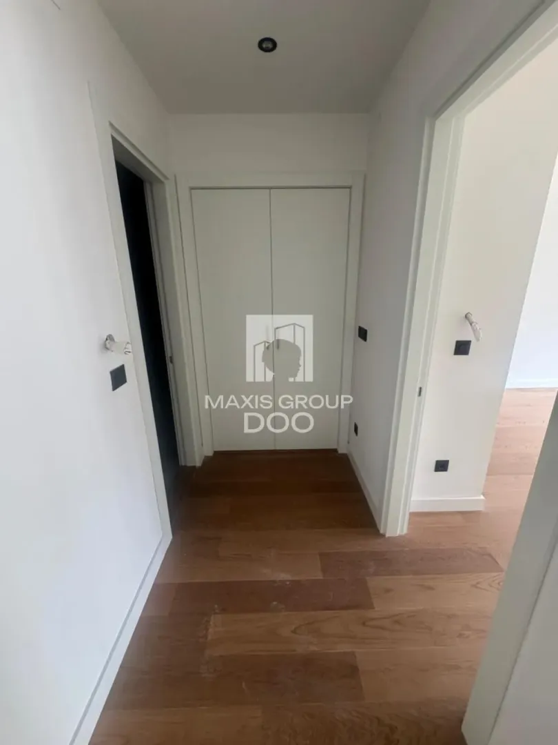 Prodaja, dvosoban stan, 62m², Savski Venac, Beograd