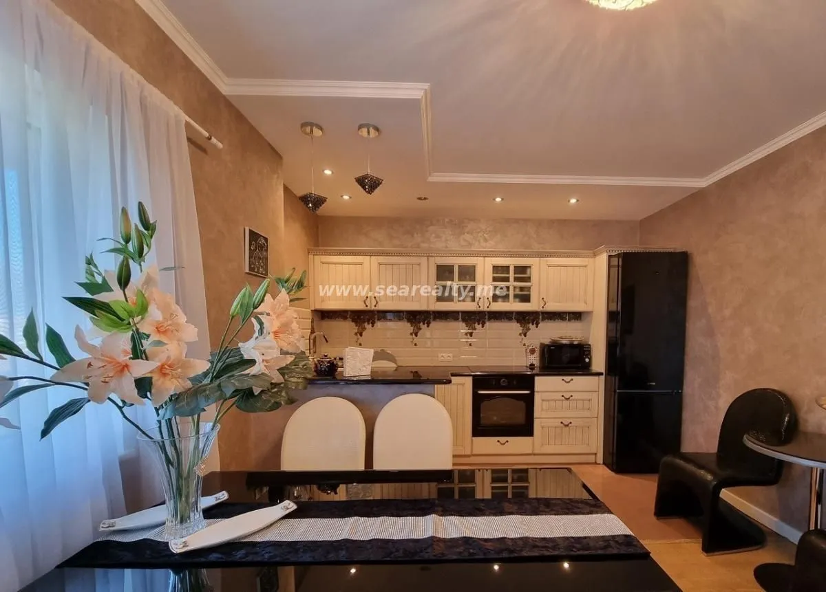 Prodaja, kuća, 316m², Luštica Bay, Tivat