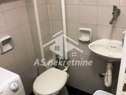 Izdavanje, trosoban stan, 90m², Novi Beograd Sve Podlokacije, Beograd - image 19