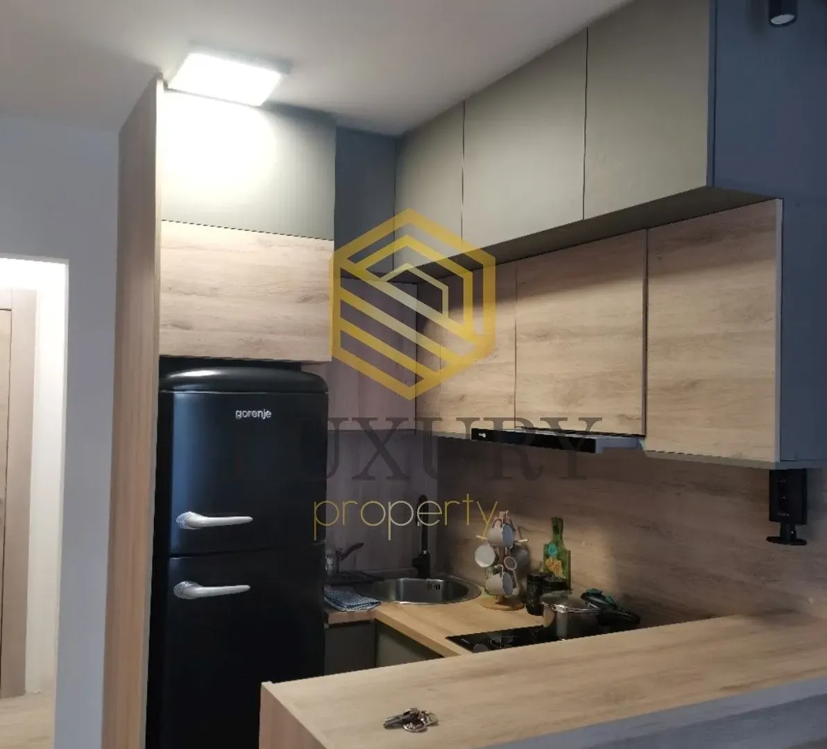 Prodaja, garsonjera, 30m², Blok 9, Podgorica