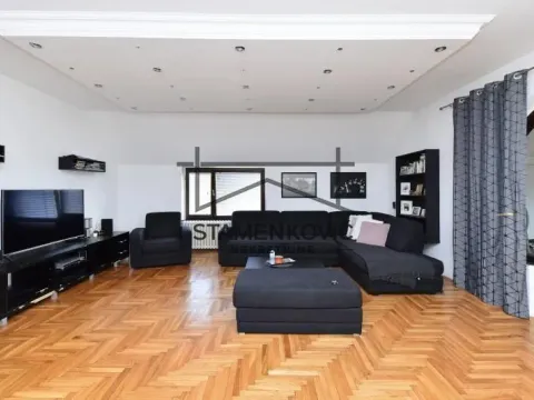 Sale, house, 495m², Begeč, Novi Sad Sve Podlokacije - image 3