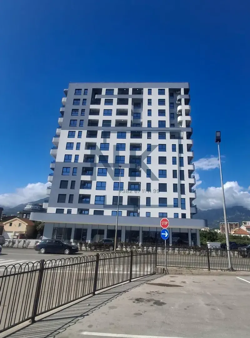 Sale, one bedroom apartment, 44m², Centar, Bar