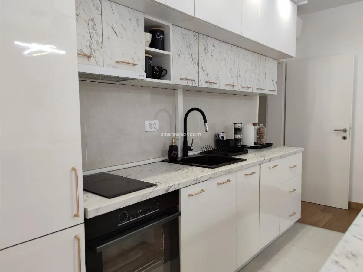 Rent, one bedroom apartment, 51m², Đuraševići, Tivat