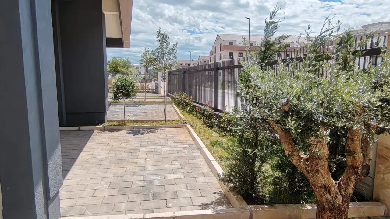 Izdavanje, dvosoban stan, 58m², Zabjelo, Podgorica