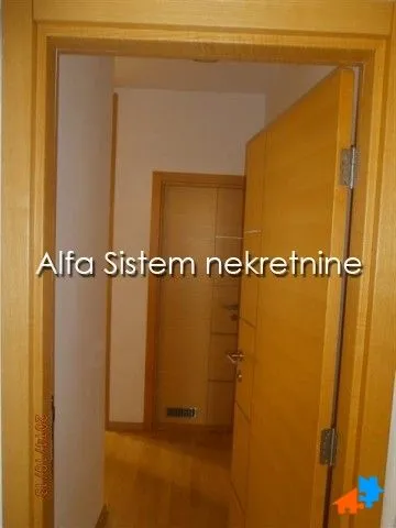 Izdavanje, trosoban stan, 85m², Stari Grad, Beograd
