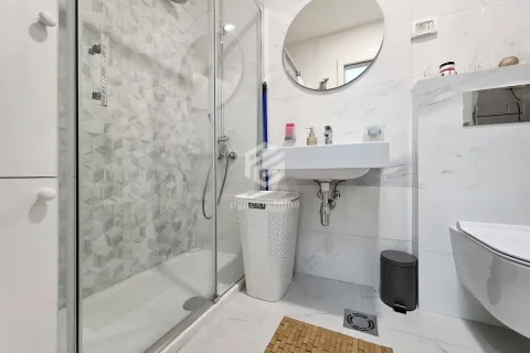 Izdavanje, jednosoban stan, 49m², Central Point, Podgorica - image 11