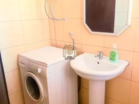 Izdavanje, trosoban stan, 85m², Dalmatinska ulica, Podgorica - image 10