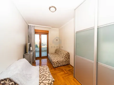 Izdavanje, dvosoban stan, 140m², Preko Morače, Podgorica - image 10