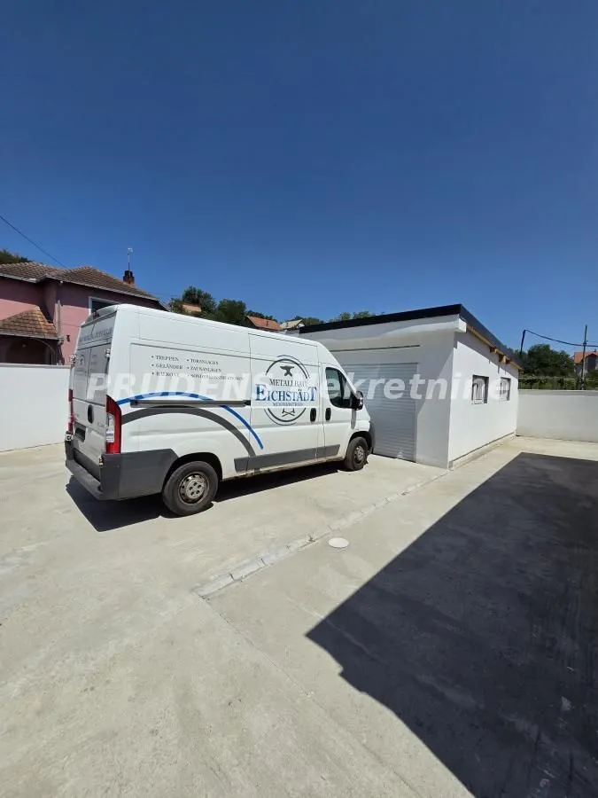 Sale, house, 210m², Surčin, Beograd