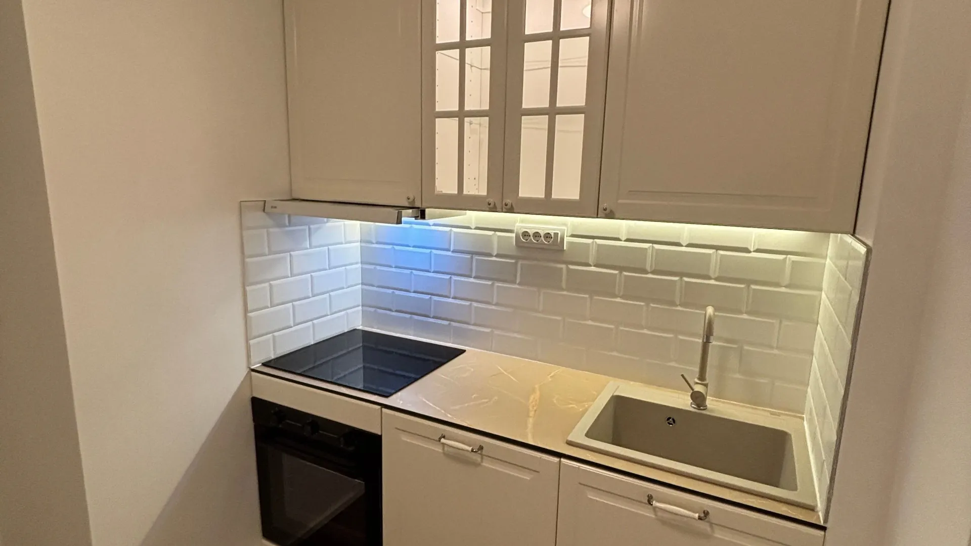 Sale, three bedroom apartment, 55m², Stari Grad, Beograd