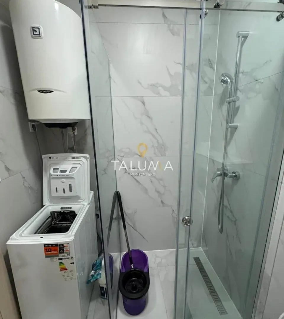 Izdavanje, jednosoban stan, 49m², Stara Varoš, Podgorica