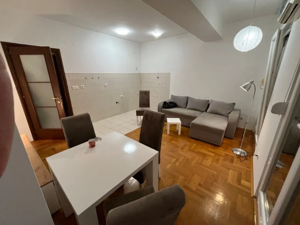 Rent, studio apartment, 37m², City Kvart, Podgorica