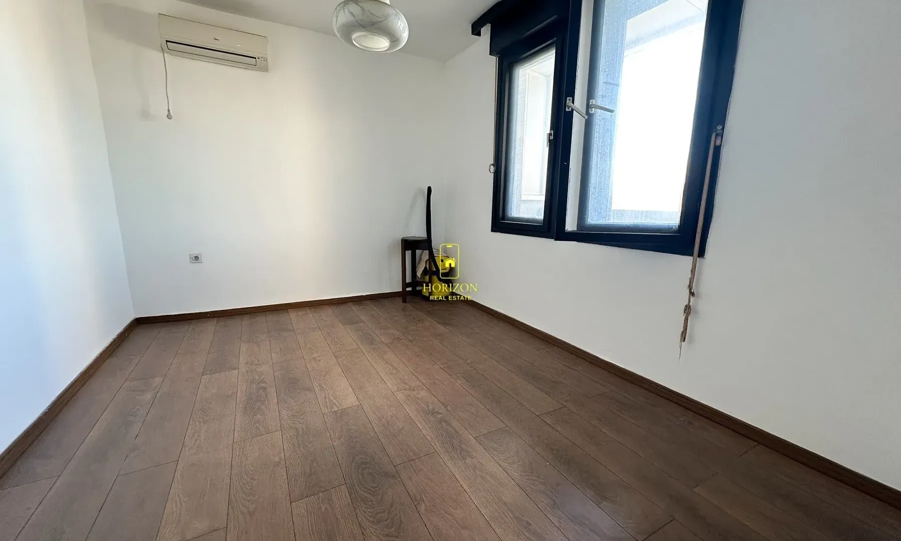 Prodaja, trosoban stan, 96m², Blok 6, Podgorica