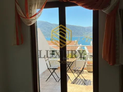 Prodaja, trosoban stan, 130m², Risan, Kotor - image 4