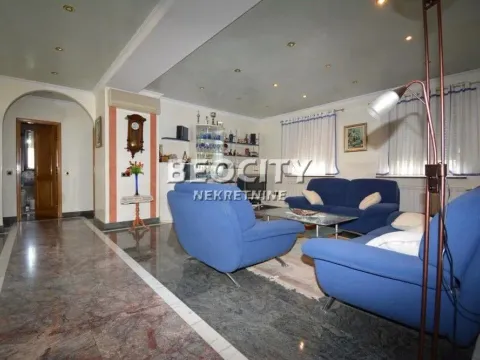 Prodaja, kuća, 300m², Sremčica, Beograd - image 6