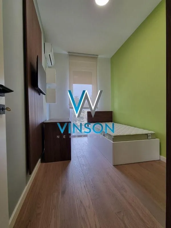 Izdavanje, dvosoban stan, 68m², Lipov gaj, Novi Sad Sve Podlokacije