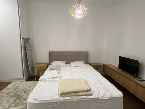 Rent, studio apartment, 25m², Centar, Bar - image 5