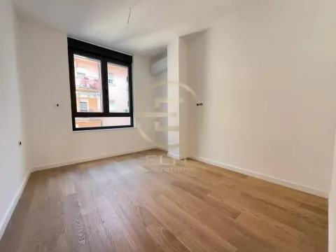 Prodaja, stan, 100m², Stari grad, Novi Sad - image 10