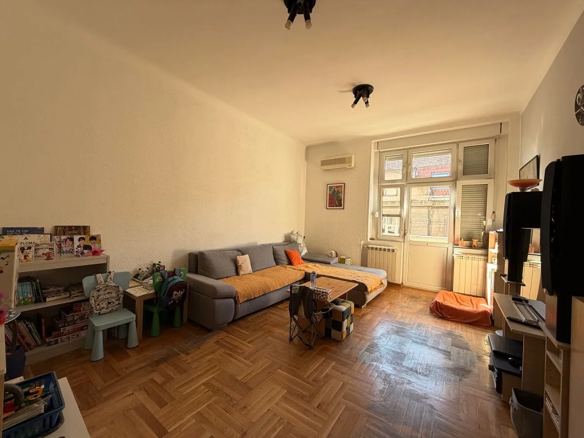 Sale, four bedroom apartment, 106m², Savski Venac, Beograd