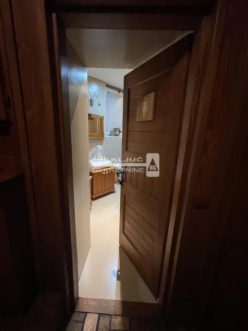 Prodaja, ugostiteljski objekat, 500m², Dušanovac, Voždovac Sve Podlokacije