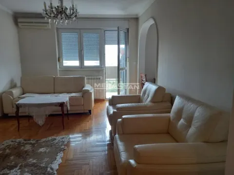 Stan in Novi Beograd Blok 28