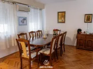 Prodaja, trosoban stan, 120m², Blok 7, Podgorica - image 11