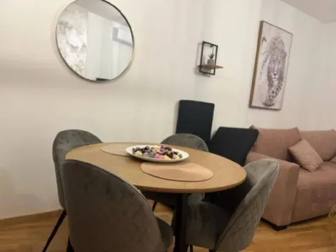 Rent, one bedroom apartment, 45m², Bečići, Budva - image 12