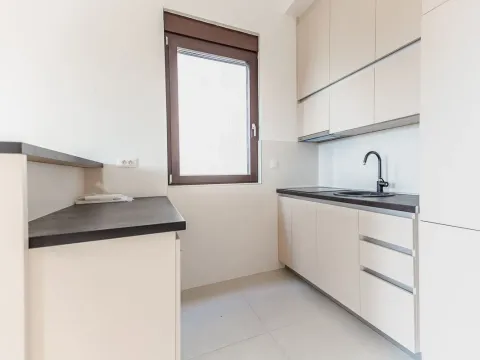 Prodaja, trosoban stan, 95m², Gornja Gorica, Podgorica - image 8