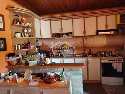 Prodaja, kuća, 140m², Centar, Bačka Topola - image 3