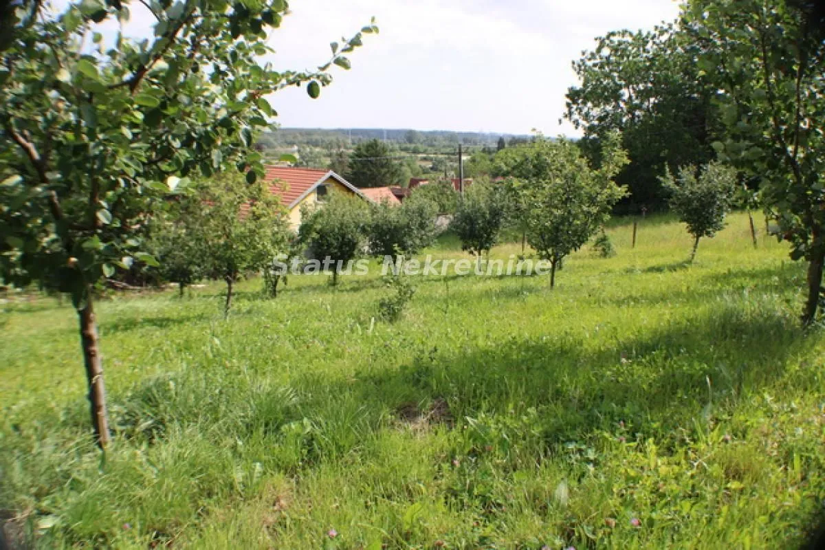 Prodaja, kuća, 220m², Ledinci, Petrovaradin