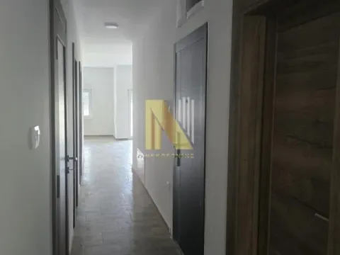 Prodaja, trosoban stan, 70m², Vidovdansko naselje, Novi Sad Sve Podlokacije - image 14