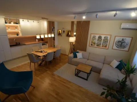 Sale, four bedroom apartment, 111m², Sajmište, Novi Sad