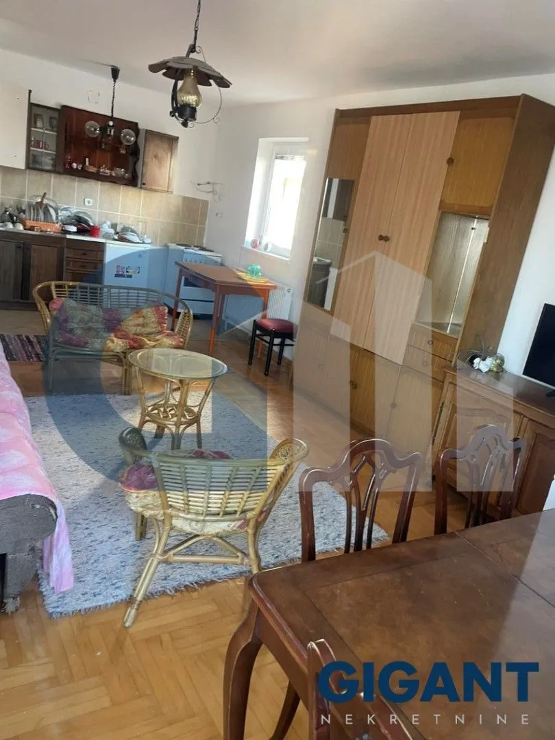 Prodaja, jednosoban stan, 44m², Petlovo Brdo, Beograd