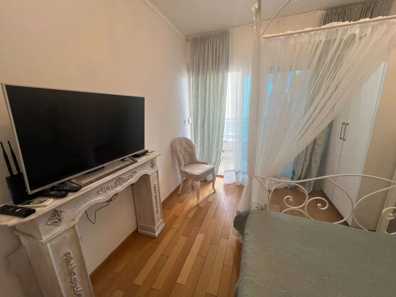 Rent, two bedroom apartment, 67m², Bečići, Budva