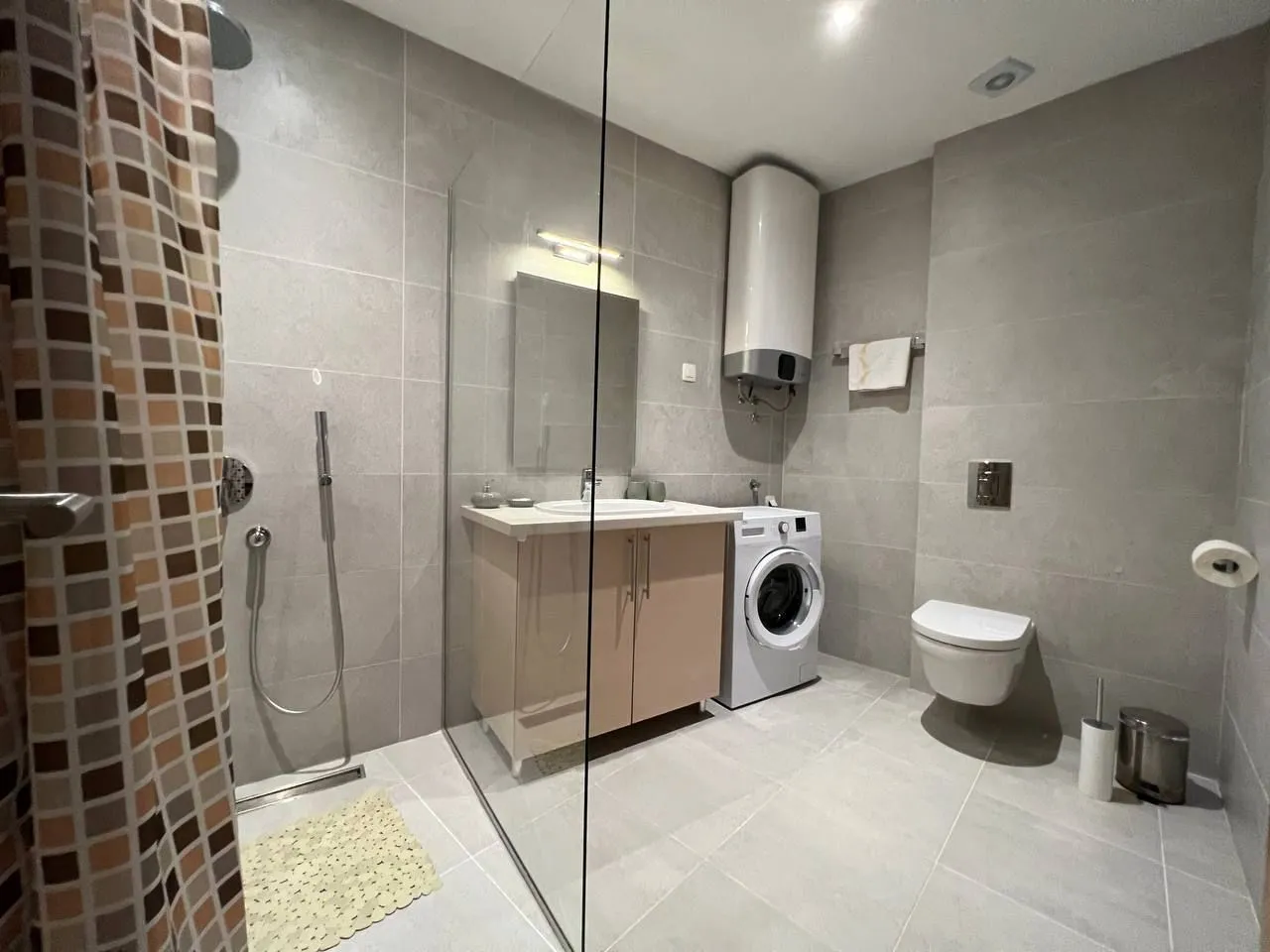 Rent, one bedroom apartment, 52m², Centar, Budva