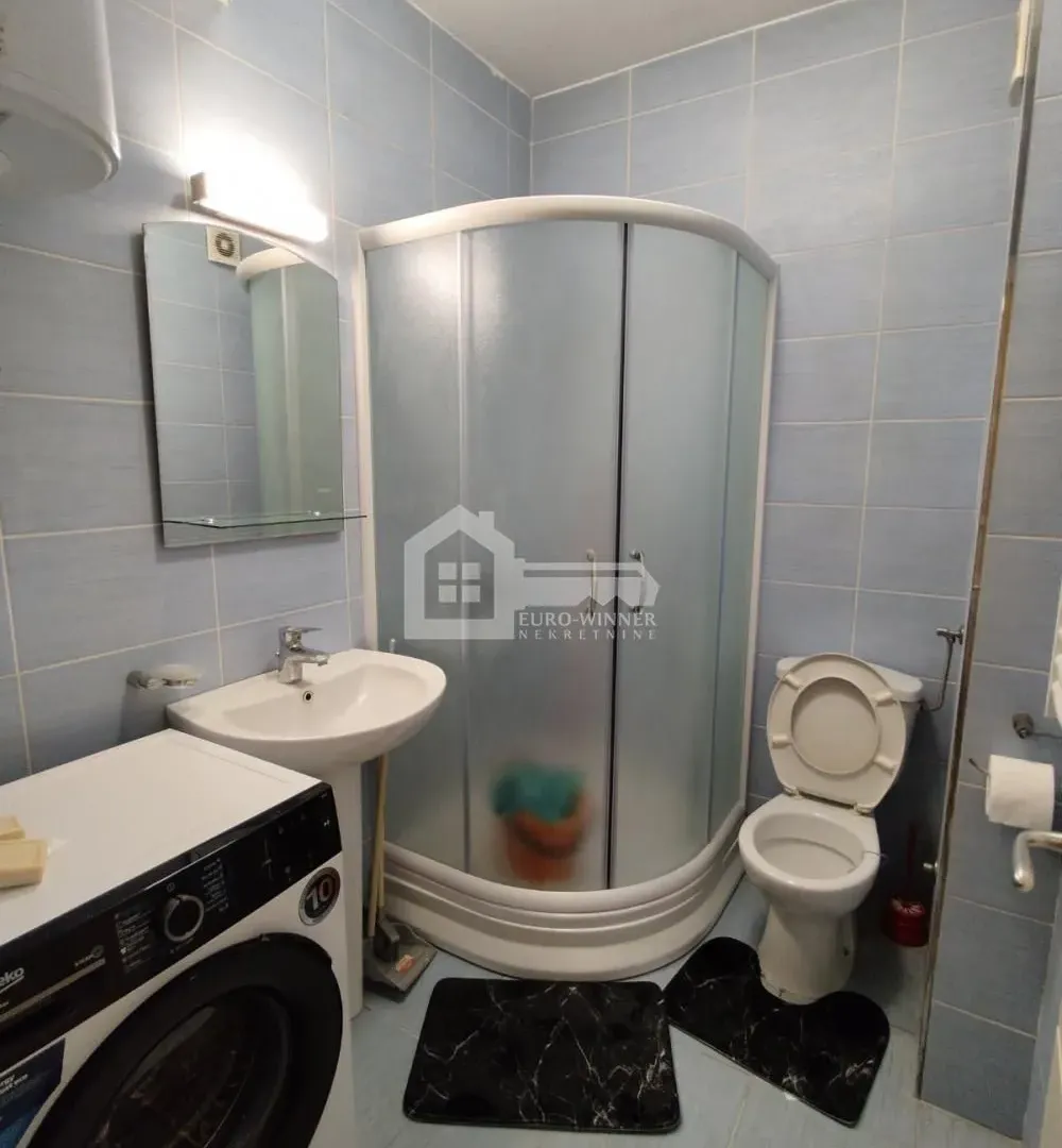Izdavanje, jednosoban stan, 32m², Neimar, Vračar Sve Podlokacije