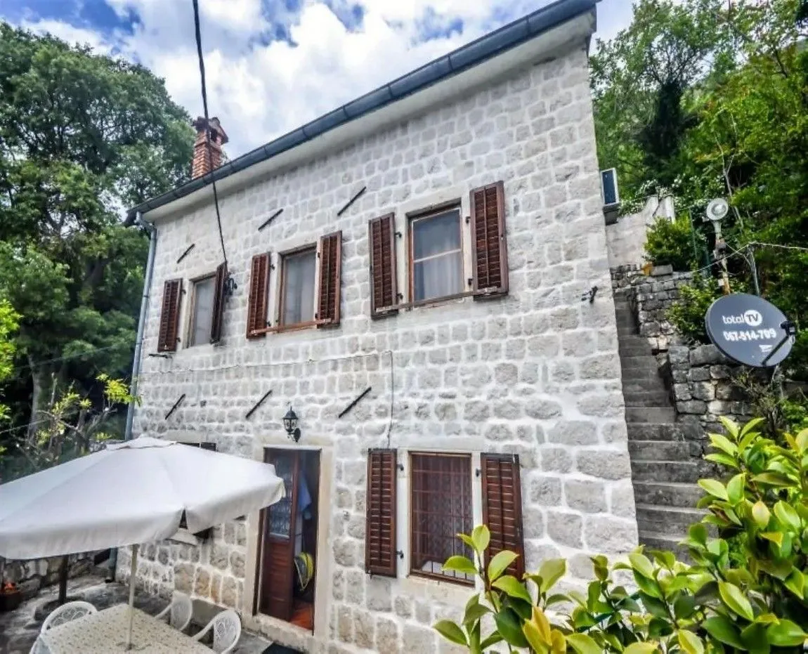 Prodaja, kuća, 136m², Perast, Kotor