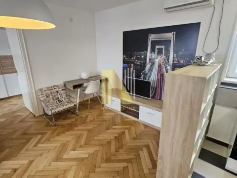 Prodaja, dvosoban stan, 48m², Stari grad, Novi Sad - image 3