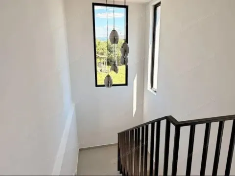 Sale, house, 225m², Gornja Gorica, Podgorica - image 7