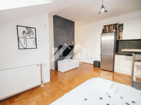 Izdavanje, jednosoban stan, 34m², Novi Sad Sve Podlokacije, Novi Sad - image 2