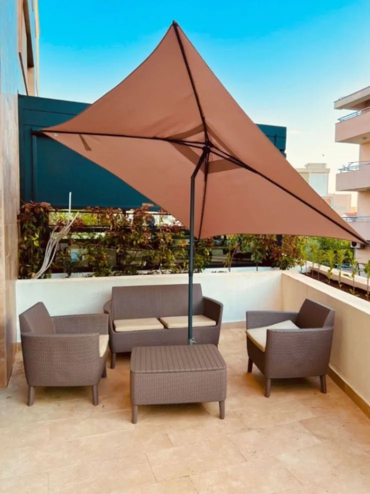 Izdavanje, jednosoban stan, 50m², Kalimanj, Tivat
