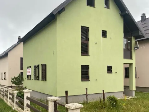 Prodaja, kuća, 200m², Žabljak, Crna Gora