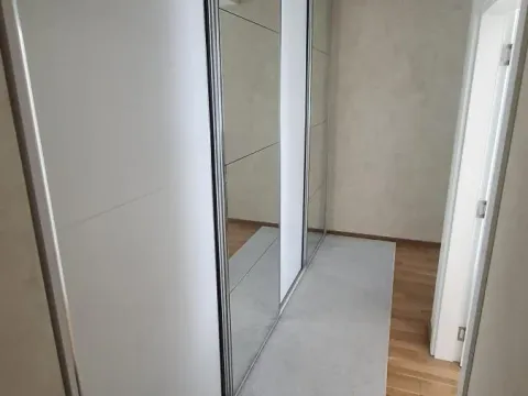 Izdavanje, trosoban stan, 70m², Sajmište, Novi Sad - image 8