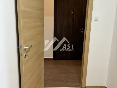 Izdavanje, dvosoban stan, 52m², Novo naselje, Novi Sad - image 6
