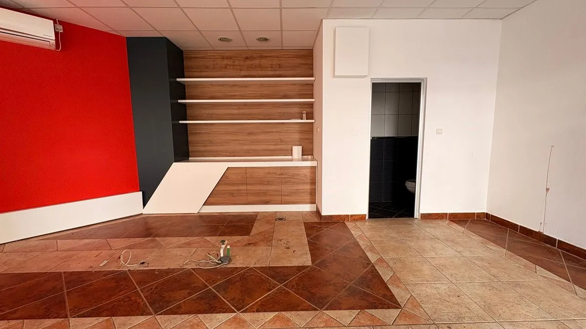 Rent, office space, 31m², Novi Beograd Blok 12, Novi Beograd Sve Podlokacije