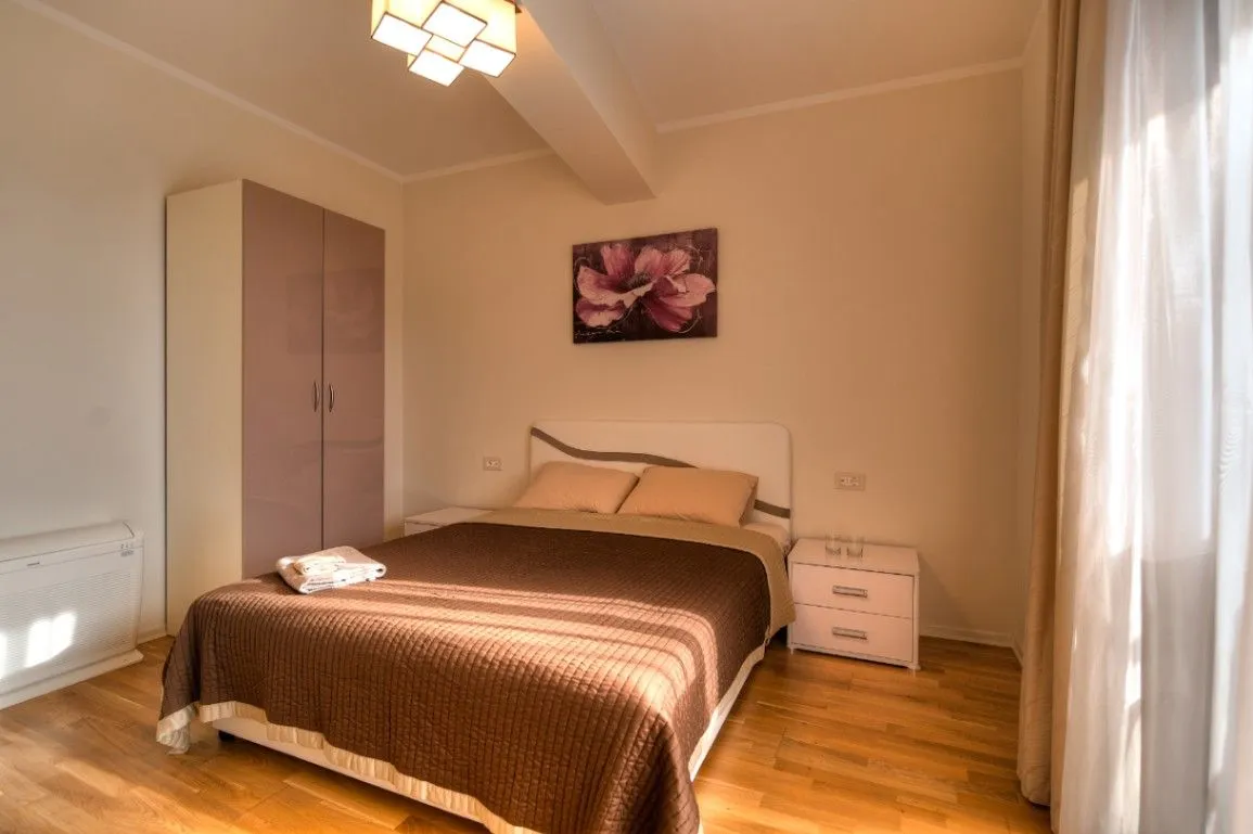 Sale, four bedroom apartment, 125m², Bečići, Budva