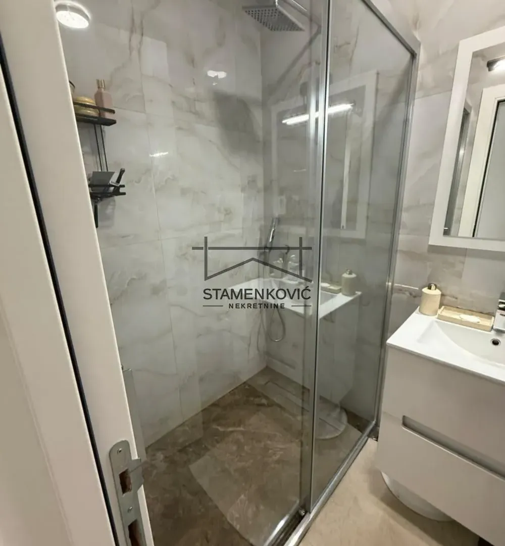 Prodaja, četvorosoban stan, 88m², Veternička rampa, Novi Sad Sve Podlokacije