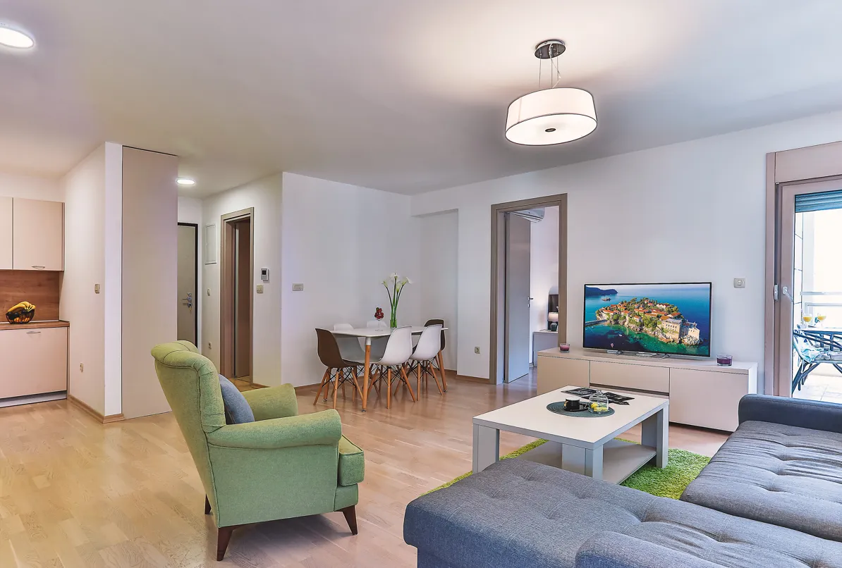 Rent, two bedroom apartment, 74m², Centar, Budva