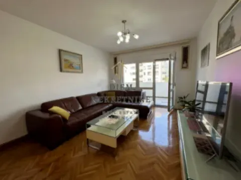 Prodaja, jednosoban stan, 63m², Centar, Bar - image 12