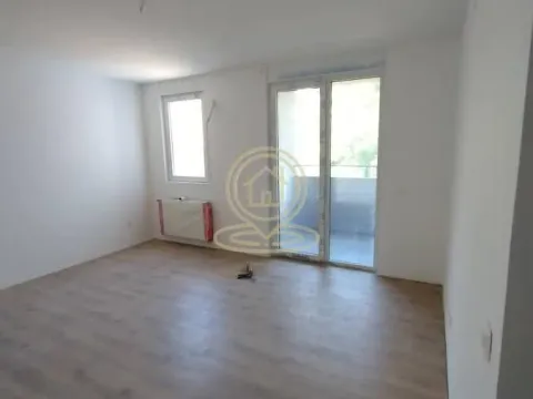 Sale, three bedroom apartment, 65m², Medijana, Niš - image 2